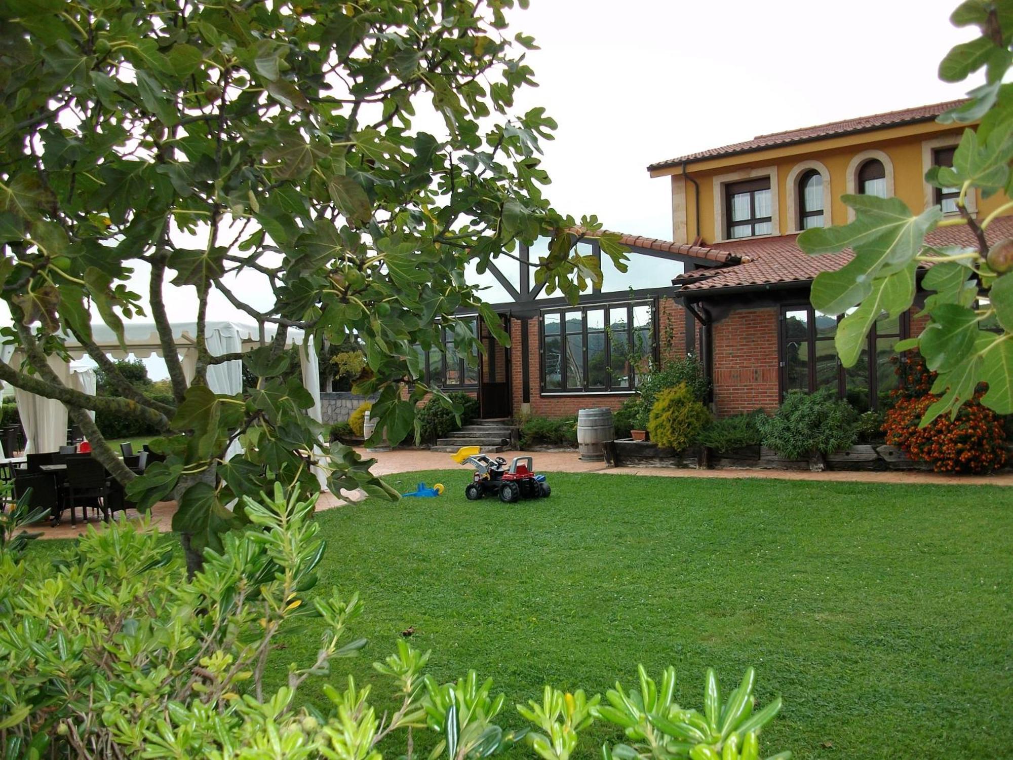 Casa De Labranza Ria De Castellanos Hotel Арнуеро Екстериор снимка